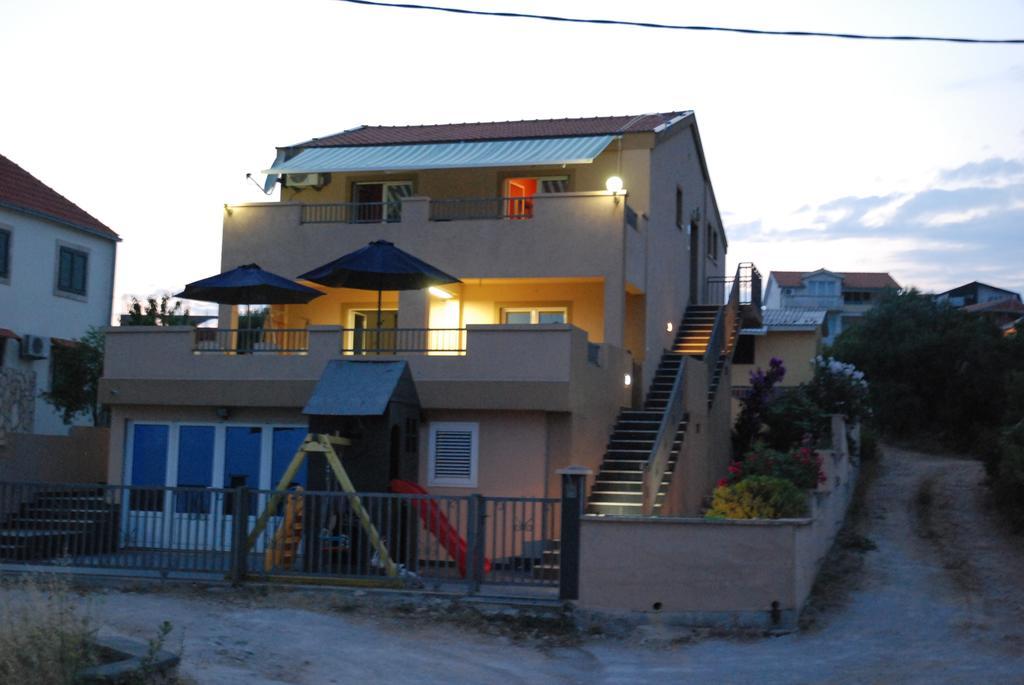 Apartments Mila Krimovica المظهر الخارجي الصورة